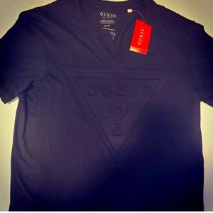 Guess men shirt V cut